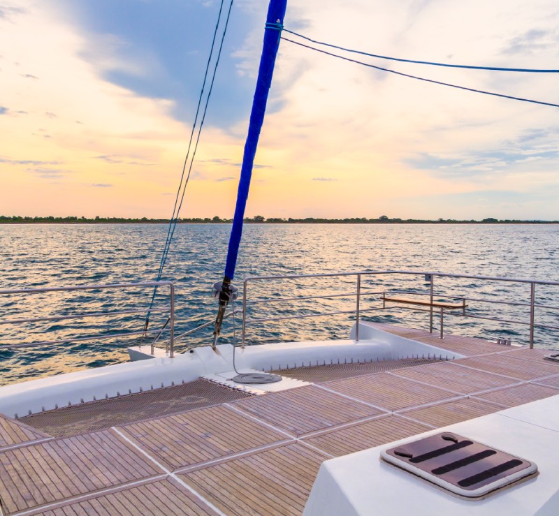 sea view on yacht in Koddiyar Bay